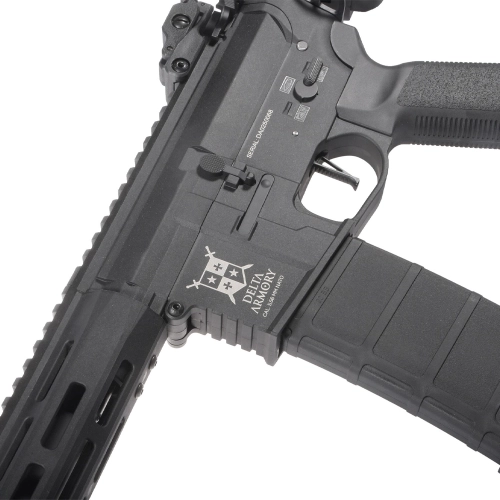 Replika karabinka M4 AR15 M-LOK SilentOps 10