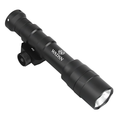 Latarka taktyczna M600DF Dual Fuel Scout 1400LM pressure pad czarna - Wadsn