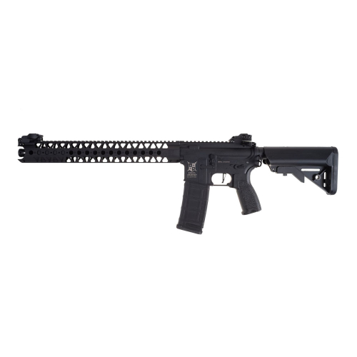 Replika karabinka AR15 LA 16,2