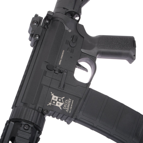 Replika karabinka AR15 SilentOps 9