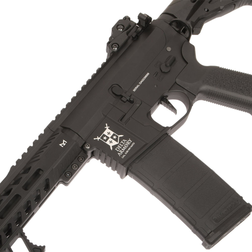 Replika karabinka AR15 M-Lok 13